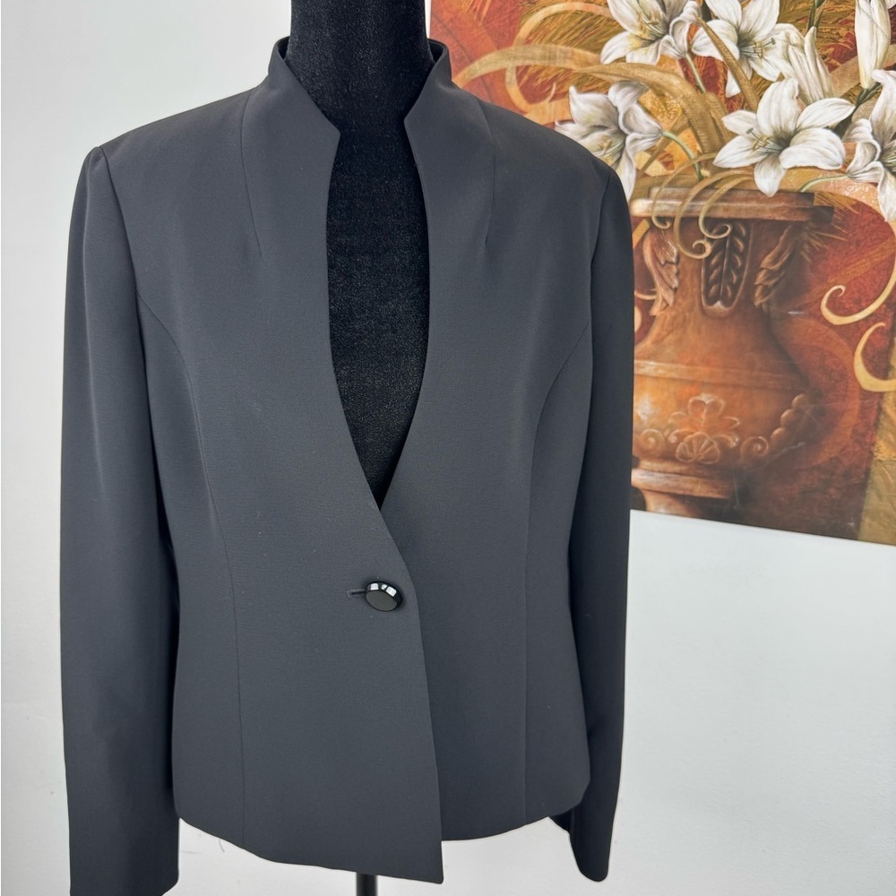 Jones Studio size 8 Elegant Gray Women's Jacket